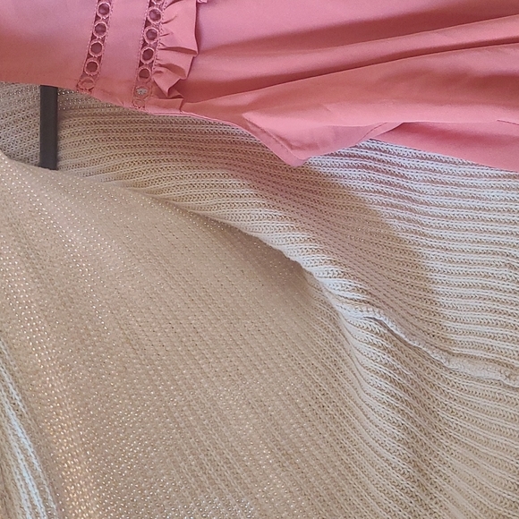 Long Cardi - Picture 4 of 4